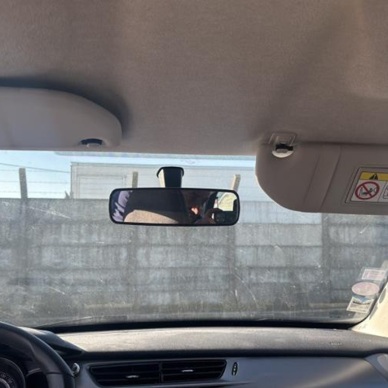 Pretensionneur de ceinture avant droit CITROEN C3 2 Photo n°18