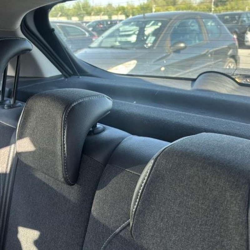 Pretensionneur de ceinture avant gauche CITROEN C3 2 Photo n°15