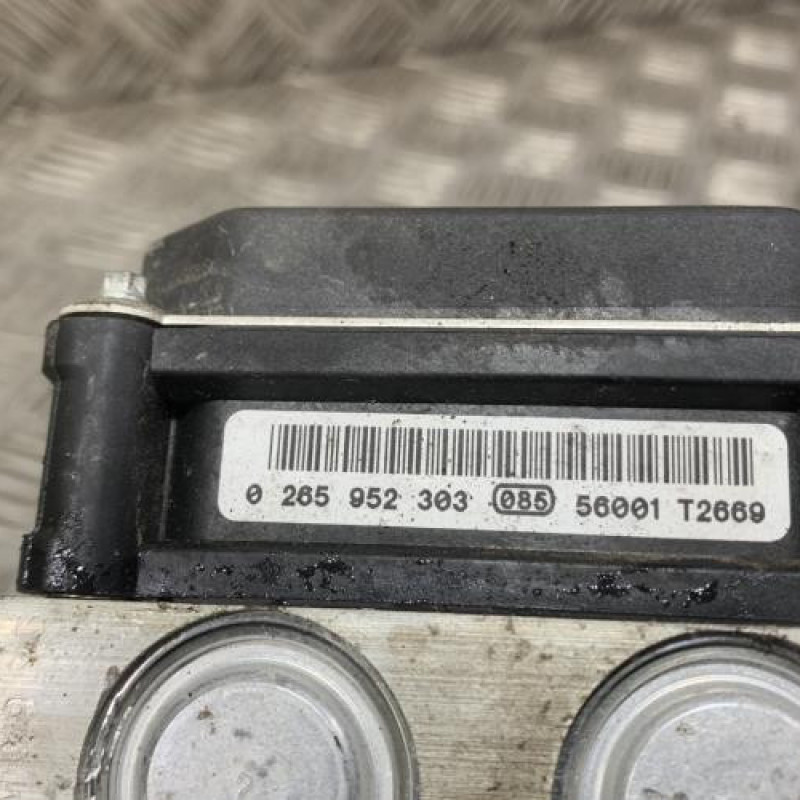 Bloc ABS (freins anti-blocage) PEUGEOT 3008 1 Photo n°3