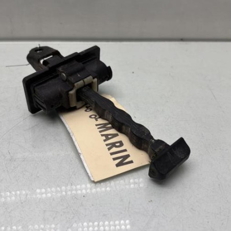 Arret de porte avant droit PEUGEOT 5008 2