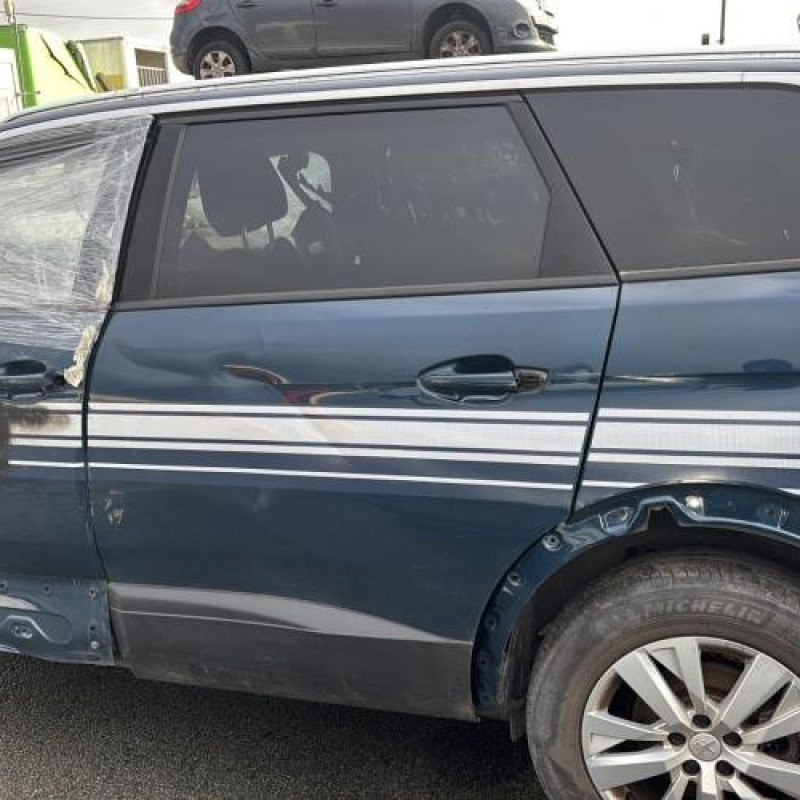 Arret de porte avant droit PEUGEOT 5008 2 Photo n°14