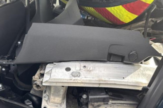 Arret de porte avant droit PEUGEOT 5008 2