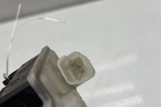 Actionneur verrou trappe d'essence PEUGEOT 5008 2