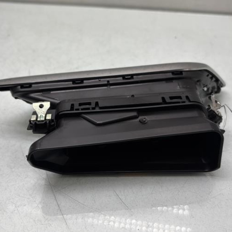 Aerateur tableau de bord avant droit PEUGEOT 5008 2 Photo n°2