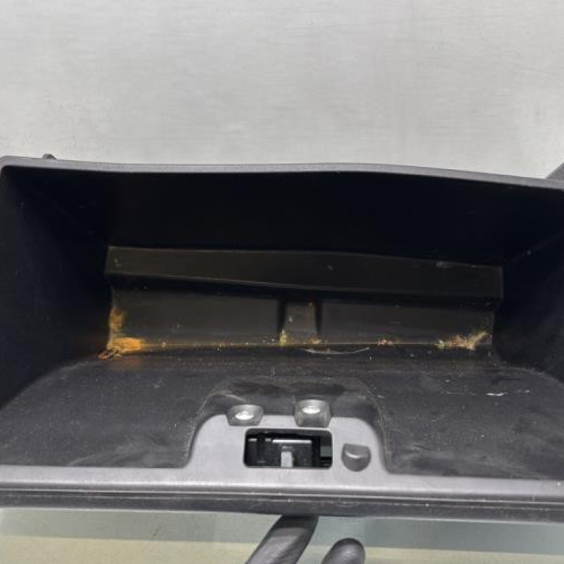 Boite a gants SUZUKI SWIFT 4 Photo n°2