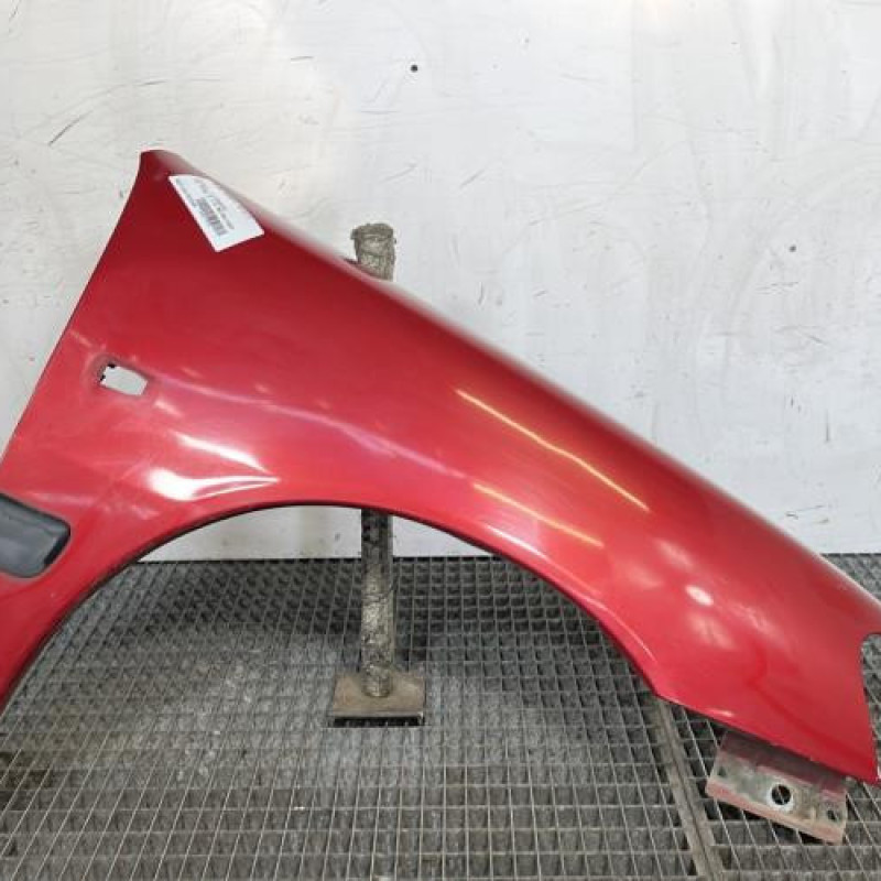 Aile avant droit PEUGEOT 106 Photo n°1
