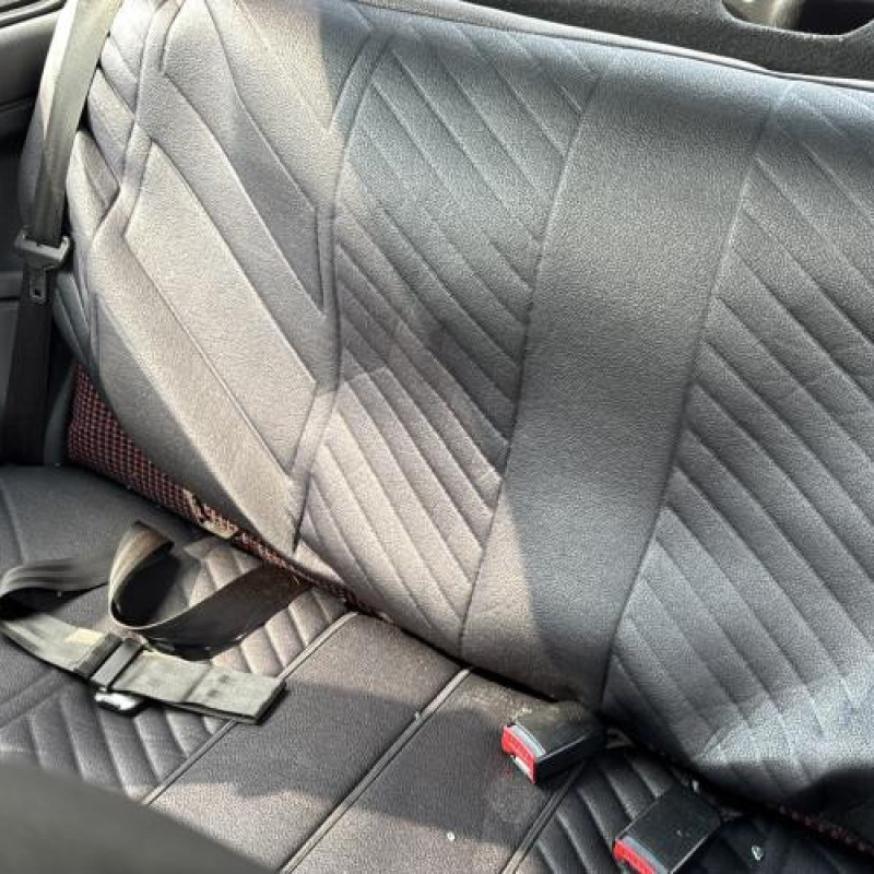 Aile avant droit PEUGEOT 106 Photo n°15