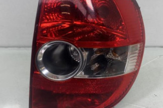 Feu arriere principal droit (feux) VOLKSWAGEN FOX Photo n°1