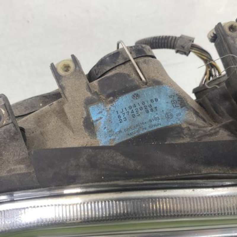 Optique avant principal droit (feux)(phare) VOLKSWAGEN GOLF 4 Photo n°5