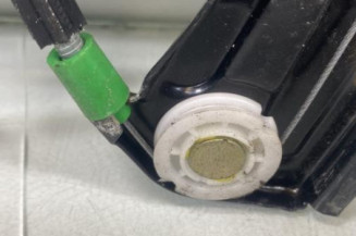 Leve vitre mecanique avant gauche VOLKSWAGEN GOLF 4