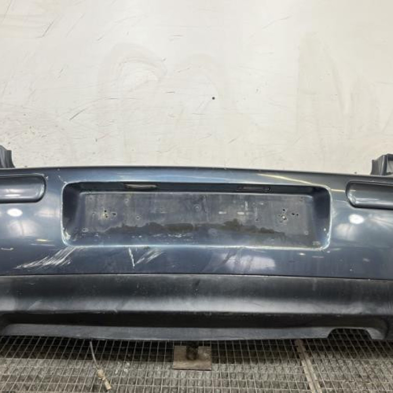 Pare choc arriere VOLKSWAGEN GOLF 4 Photo n°1