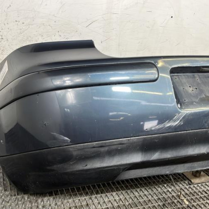 Pare choc arriere VOLKSWAGEN GOLF 4 Photo n°2