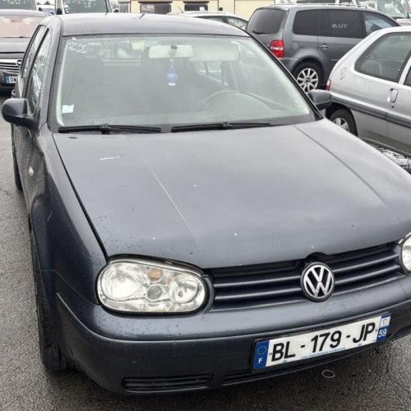 Pare choc arriere VOLKSWAGEN GOLF 4 Photo n°14