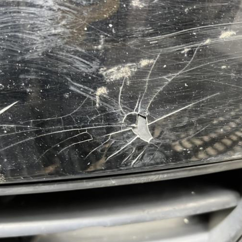 Pare choc avant VOLKSWAGEN POLO 4 Photo n°4