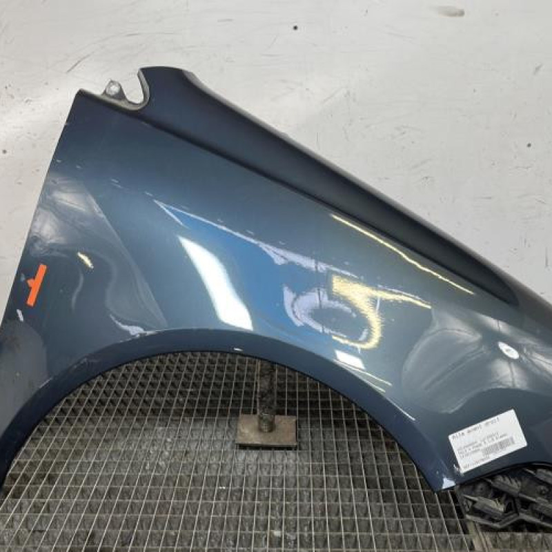 Aile avant droit VOLKSWAGEN POLO 4 Photo n°1