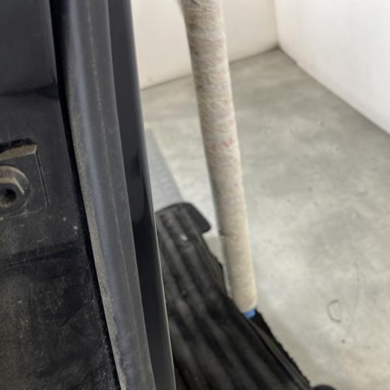 Porte arriere droit VOLKSWAGEN TOURAN 1 Photo n°9