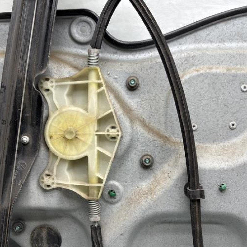 Leve vitre electrique avant gauche VOLKSWAGEN TOURAN 1 Photo n°7