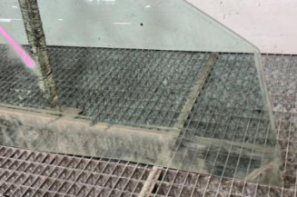 Vitre avant droit SEAT IBIZA 3