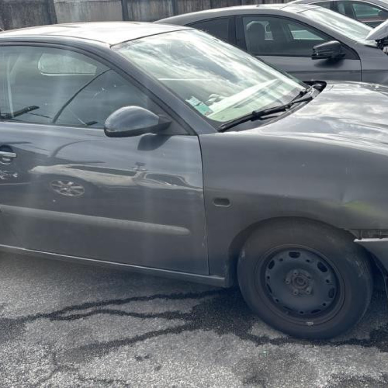 Vitre avant droit SEAT IBIZA 3 Photo n°15