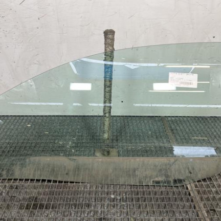 Vitre avant gauche SEAT IBIZA 3 Photo n°1