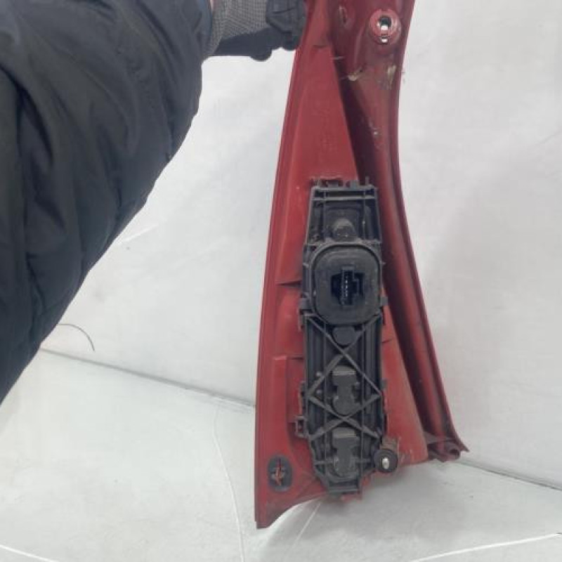 Feu arriere principal droit (feux) CITROEN C3 1 Photo n°3