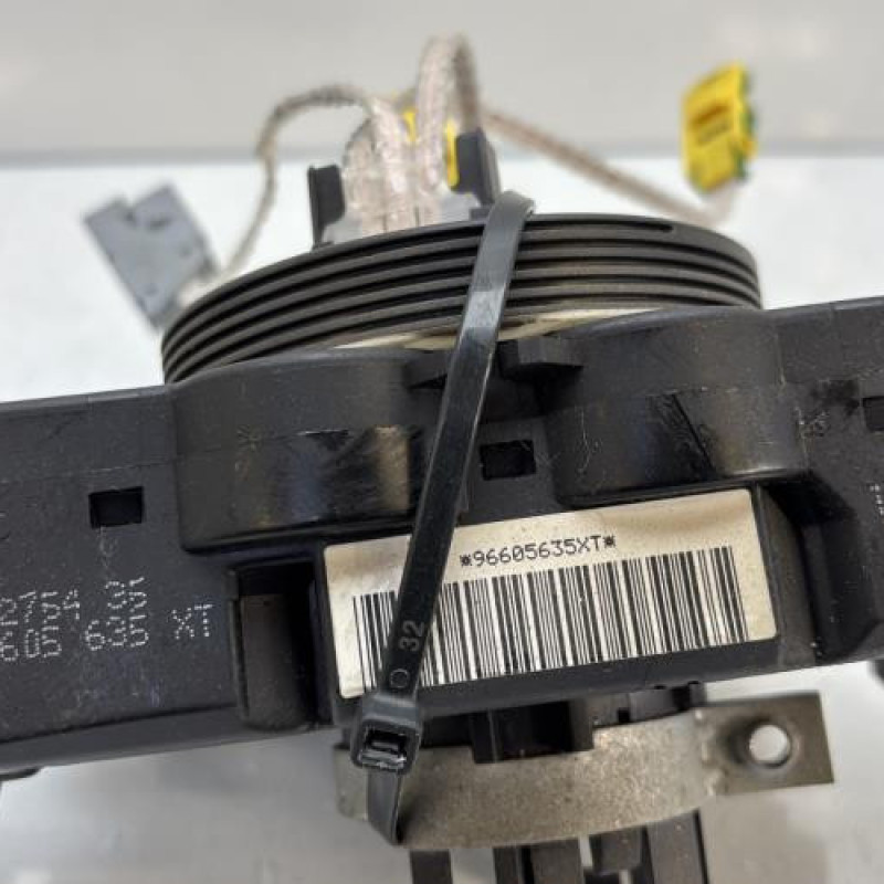 Com (Bloc Contacteur Tournant+Commodo Essuie Glace+Commodo Phare) CITROEN BERLINGO 1 Photo n°9