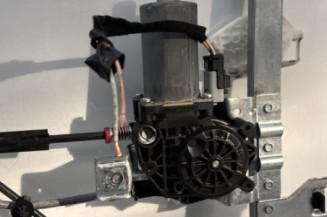 Leve vitre electrique avant droit CITROEN BERLINGO 1
