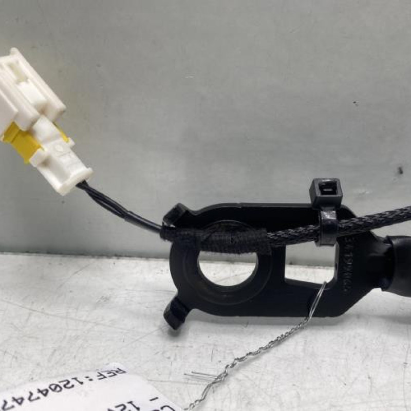 Attache ceinture avant droit CITROEN C5 AIRCROSS Photo n°2