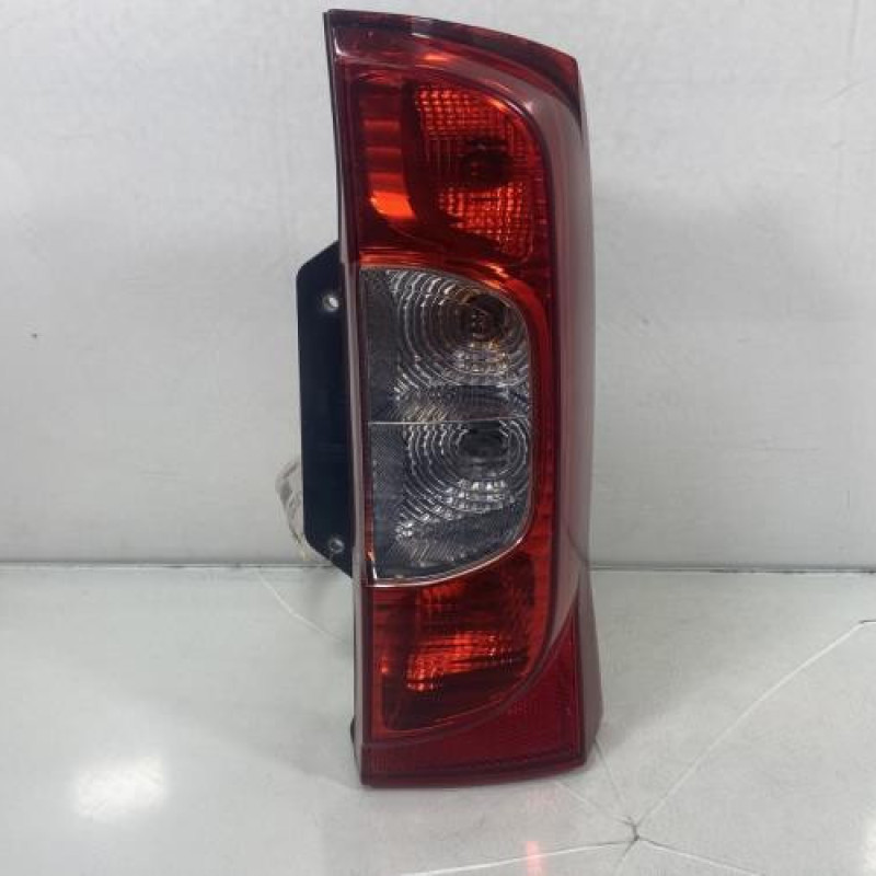 Feu arriere principal gauche (feux) PEUGEOT BIPPER Photo n°1