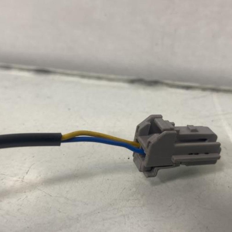 Attache ceinture avant droit PEUGEOT BIPPER Photo n°4