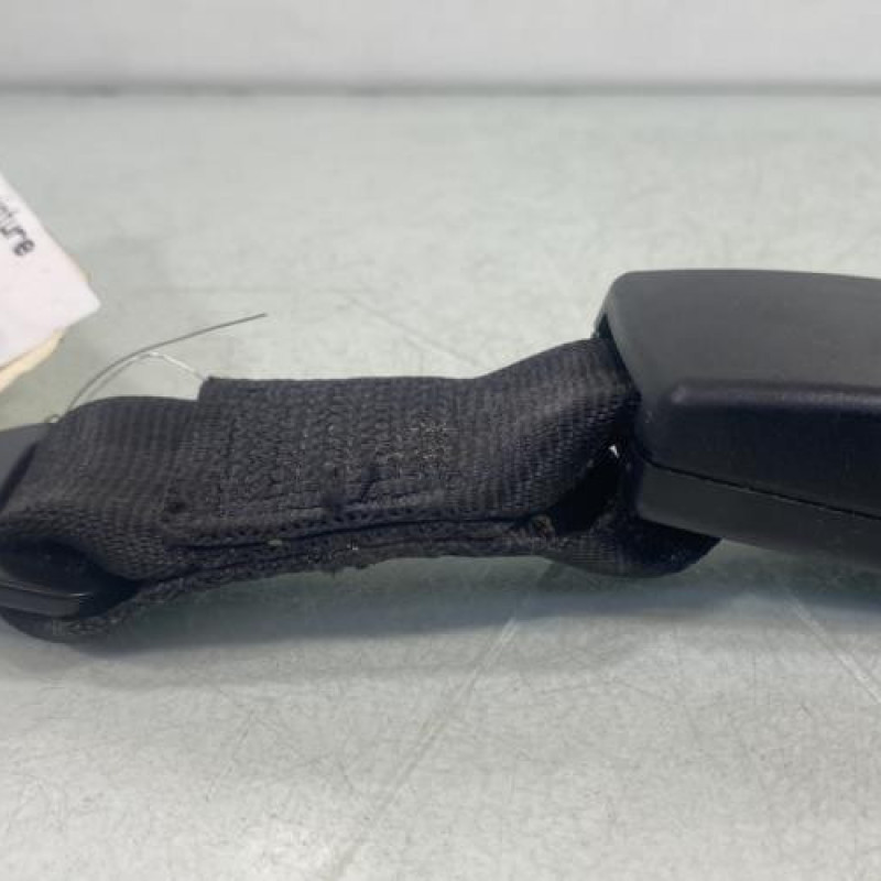 Attache ceinture arriere gauche PEUGEOT BIPPER Photo n°3