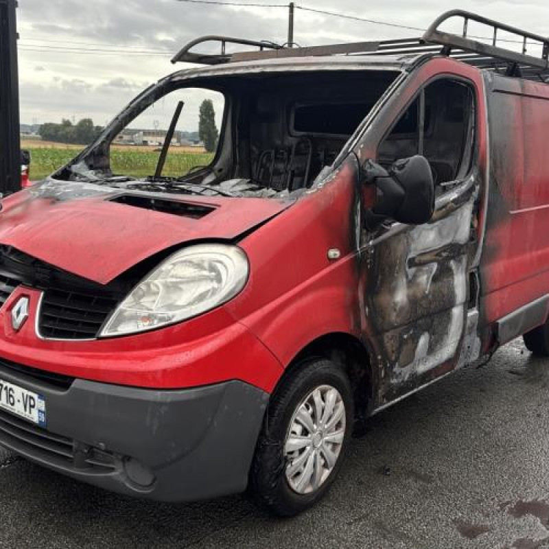 Feu arriere principal gauche (feux) RENAULT TRAFIC 2 Photo n°6