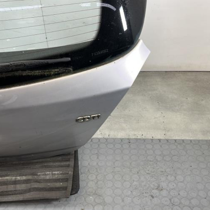 Malle/Hayon arriere OPEL CORSA D Photo n°5