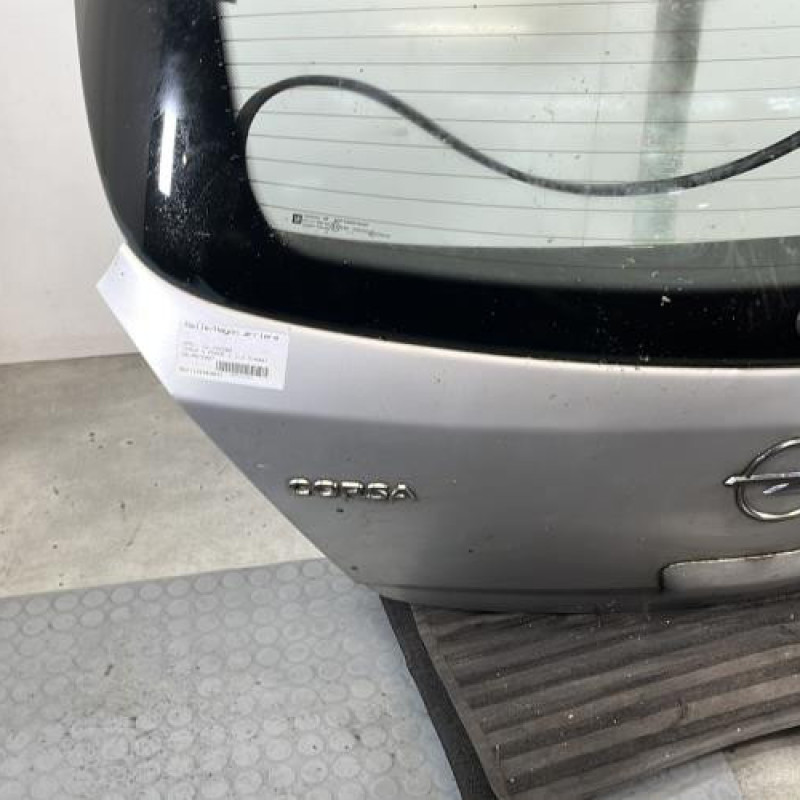 Malle/Hayon arriere OPEL CORSA D Photo n°6