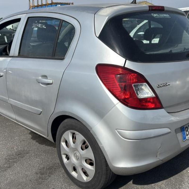 Malle/Hayon arriere OPEL CORSA D Photo n°11