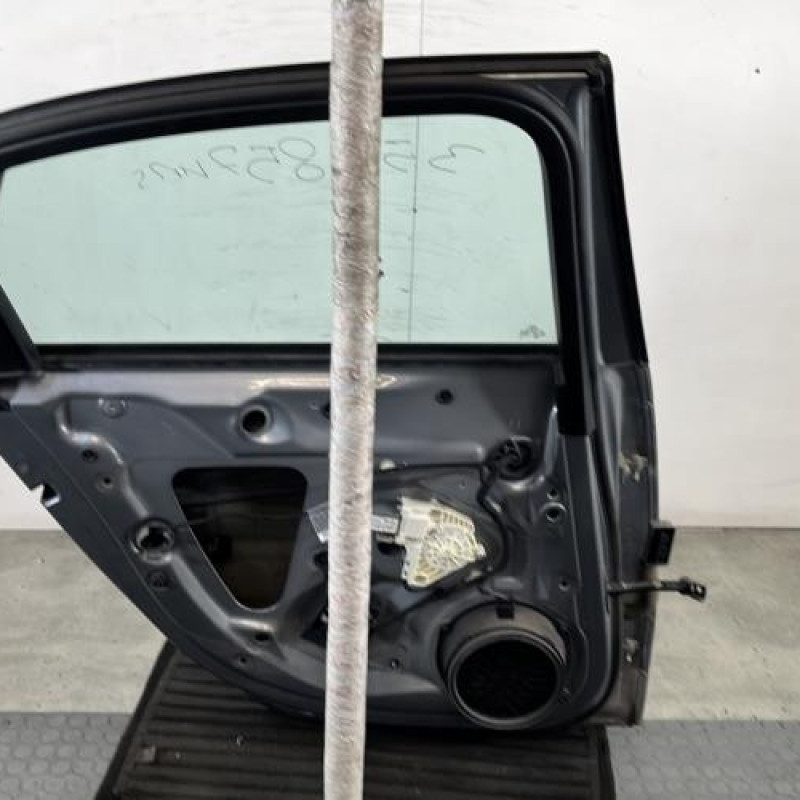 Porte arriere gauche AUDI A4 3 Photo n°5