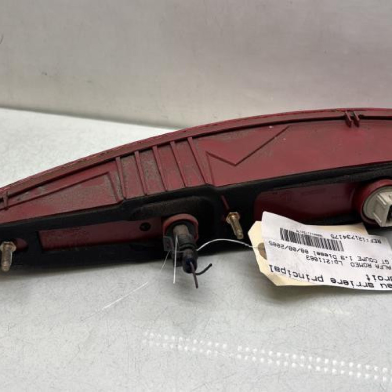Feu arriere principal droit (feux) ALFA ROMEO GT Photo n°2
