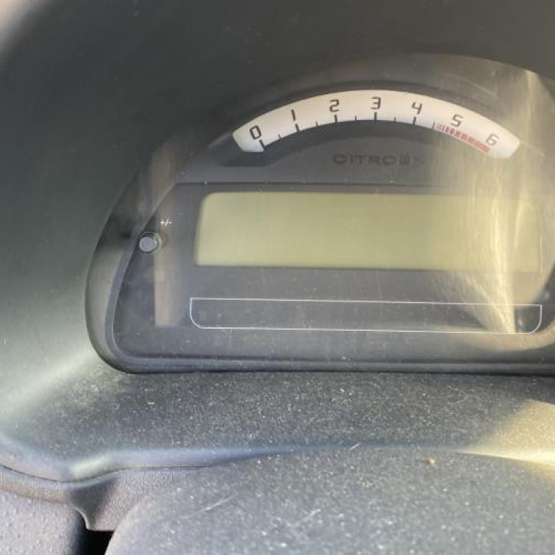 Poignee porte avant gauche CITROEN C2 Photo n°20