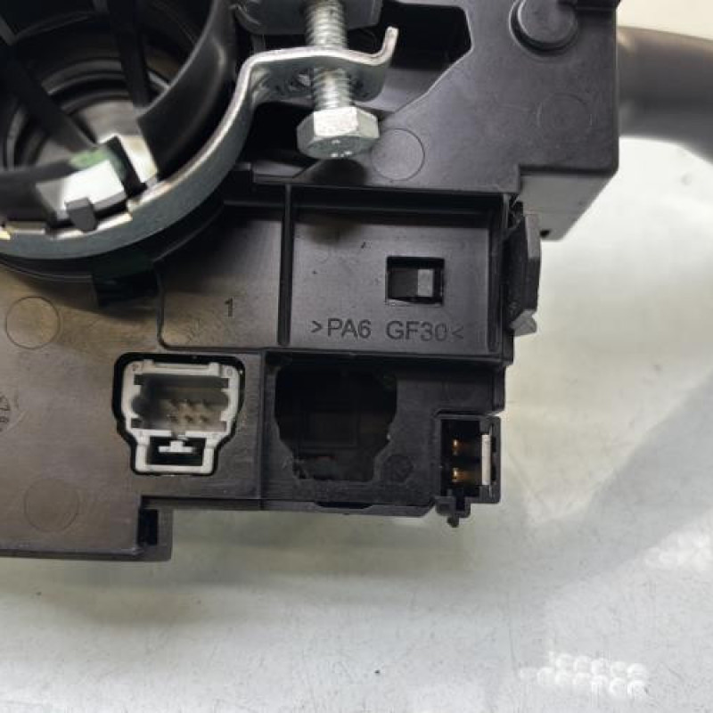 Com (Bloc Contacteur Tournant+Commodo Essuie Glace+Commodo Phare) CITROEN C2 Photo n°8