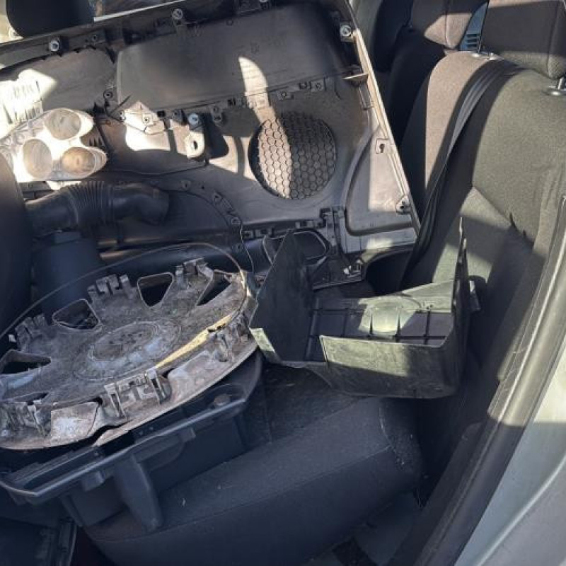 Feu arriere principal droit (feux) PEUGEOT 207 Photo n°18