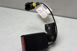 Attache ceinture arriere gauche PEUGEOT 207