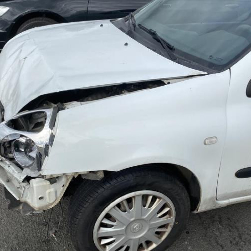 Aile avant droit RENAULT CLIO 2 CAMPUS Photo n°8
