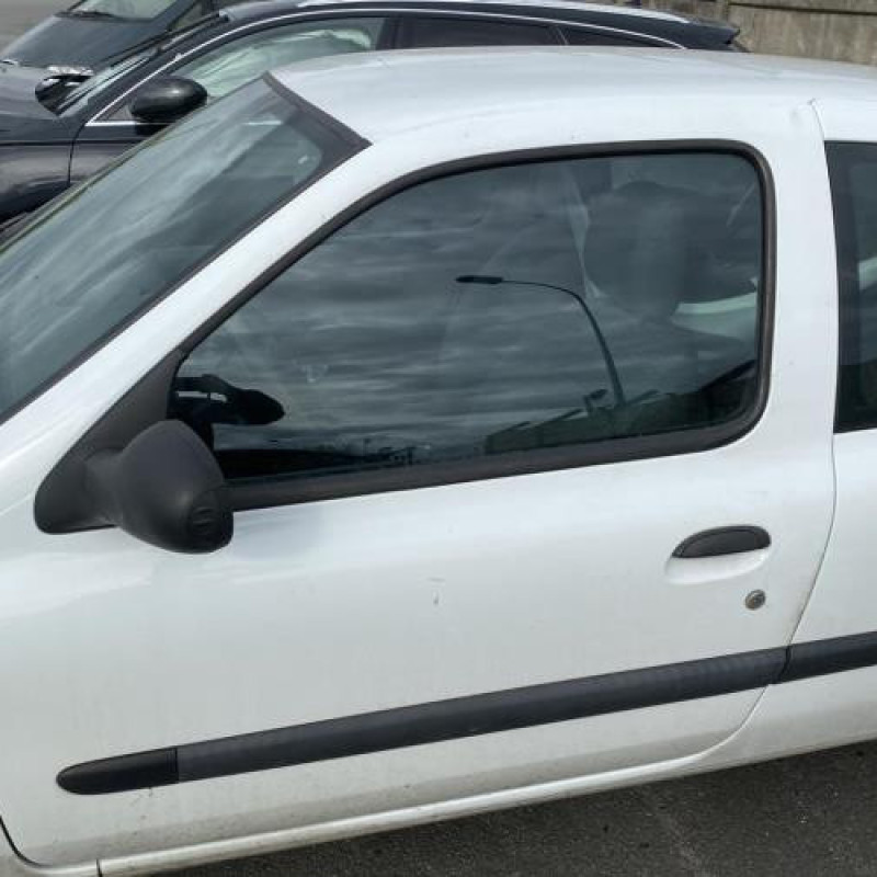 Aile avant droit RENAULT CLIO 2 CAMPUS Photo n°9