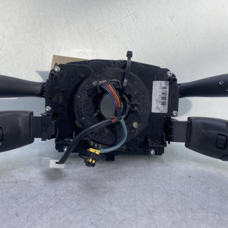 Com (Bloc Contacteur Tournant+Commodo Essuie Glace+Commodo Phare) PEUGEOT 207 Photo n°1