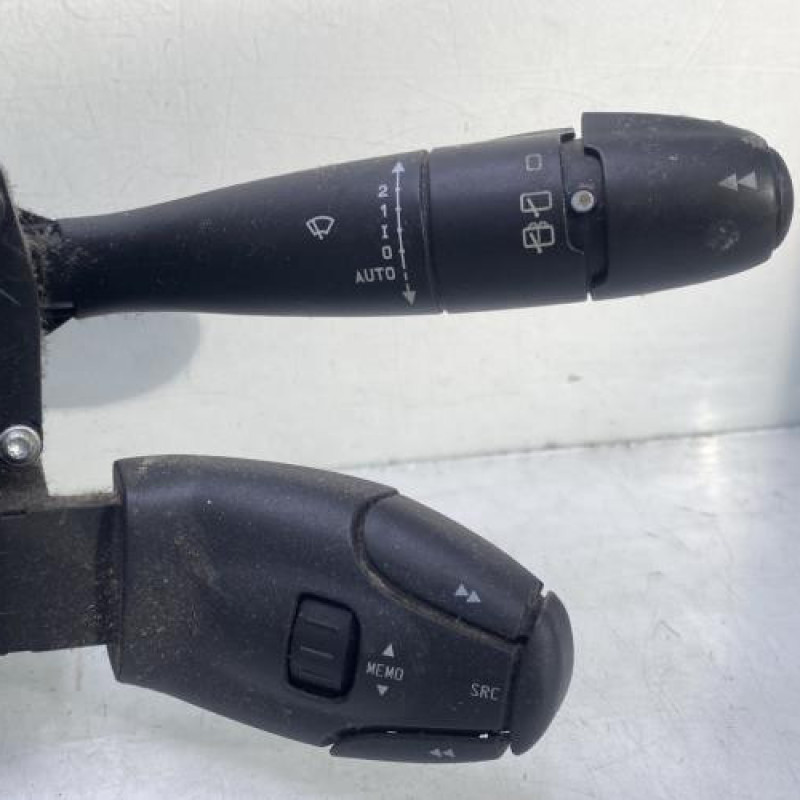 Com (Bloc Contacteur Tournant+Commodo Essuie Glace+Commodo Phare) PEUGEOT 207 Photo n°2