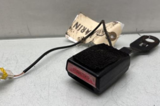 Attache ceinture avant gauche PEUGEOT 207 Photo n°1