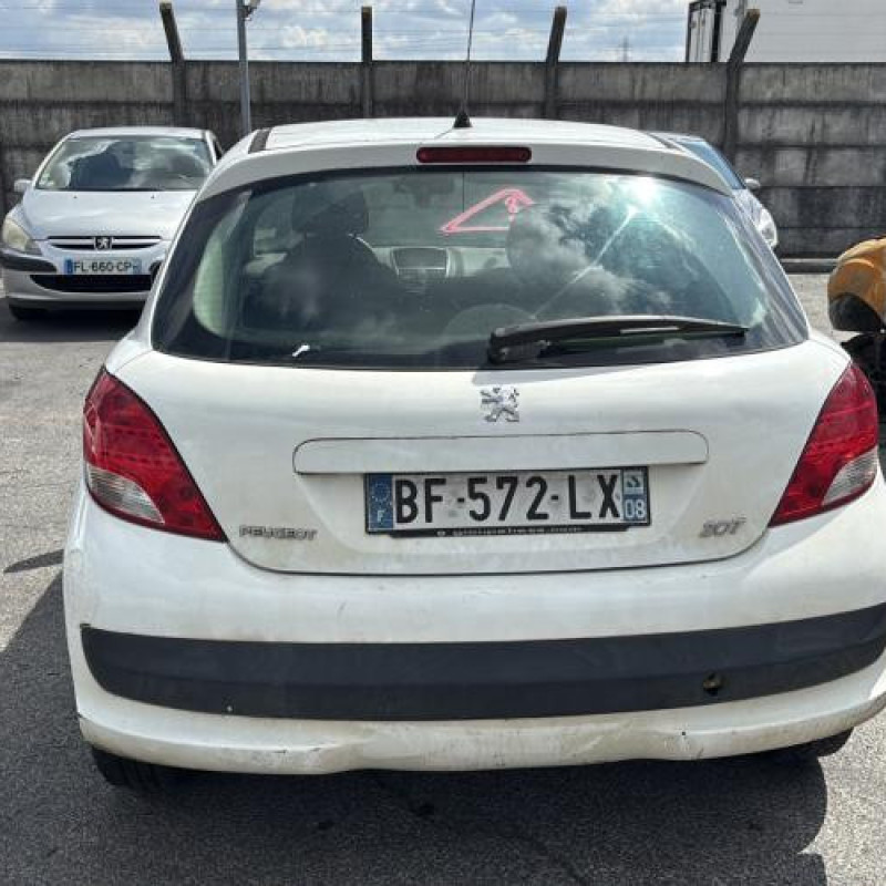 Attache ceinture avant gauche PEUGEOT 207 Photo n°11