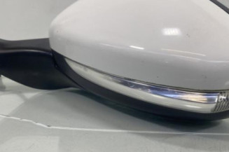 Retroviseur gauche PEUGEOT 208 1