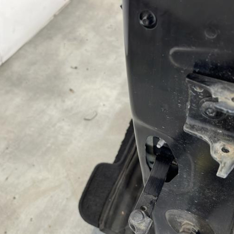 Porte avant gauche PEUGEOT 208 1 Photo n°4