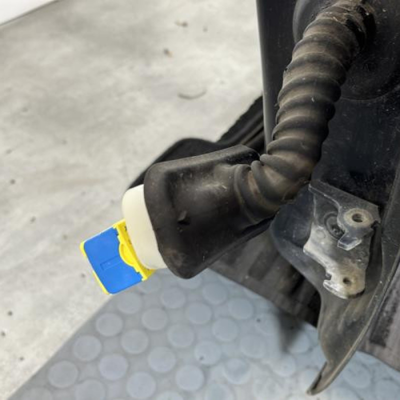 Porte avant gauche PEUGEOT 208 1 Photo n°5